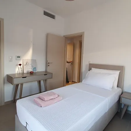 Kamarescozysuites Feriehus Livadia (Paros)