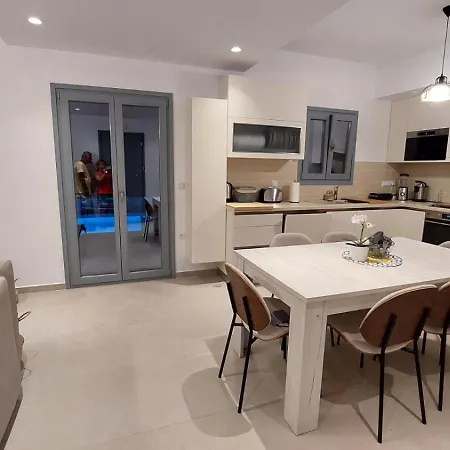 Feriehus Kamarescozysuites