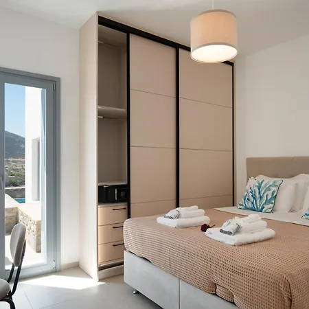 Kamarescozysuites Holiday home *