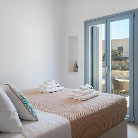 Kamarescozysuites * Livadia (Paros)