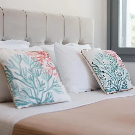 Kamarescozysuites Holiday home Livadia (Paros)