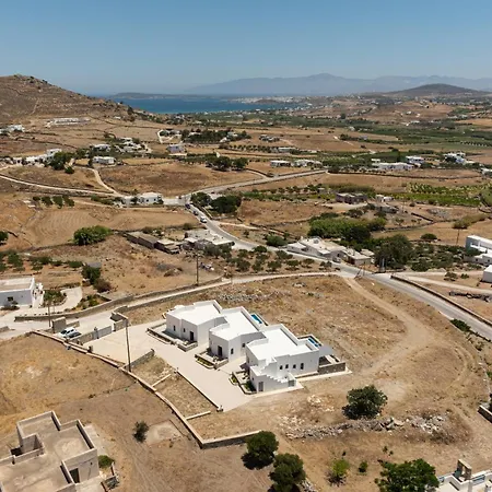 Kamarescozysuites Livadia (Paros)