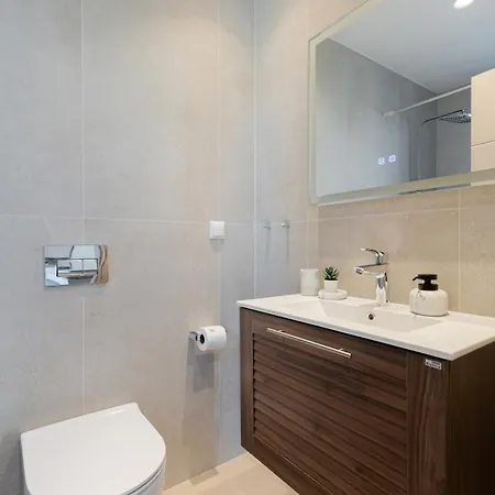 Kamarescozysuites Holiday home *