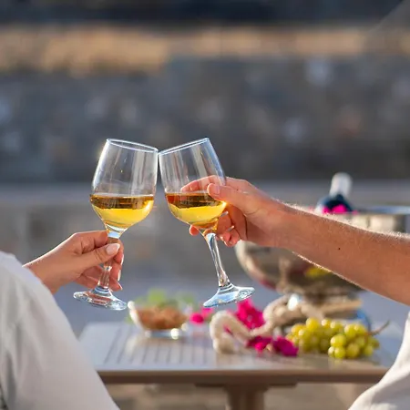 Holiday home Kamarescozysuites Livadia (Paros)