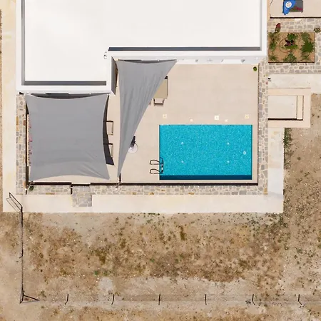 Kamarescozysuites Holiday home Livadia (Paros)
